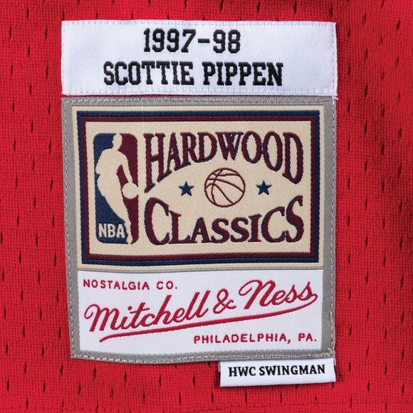 🆕 Mitchell & Ness Chicago Bulls Scottie Pippen 1997-98 Swingman Red Away Jersey - Picture 3 of 3